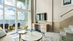 Crown Loft Suite with Balcony